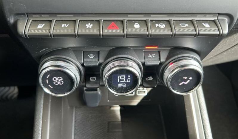 
								MITSUBISHI Colt full									