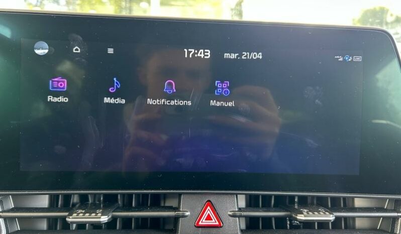 
								KIA Sportage full									