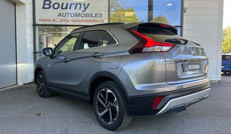 
								MITSUBISHI Eclipse Cross full									