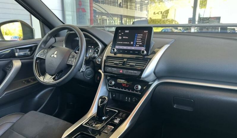 
								MITSUBISHI Eclipse Cross full									