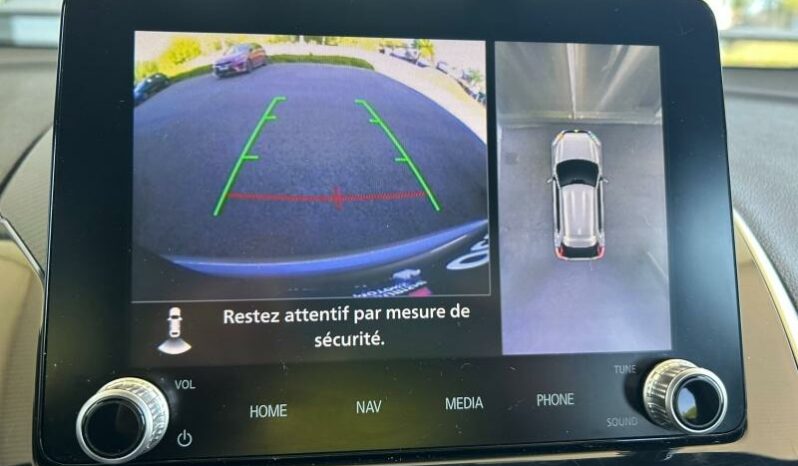 
								MITSUBISHI Eclipse Cross full									