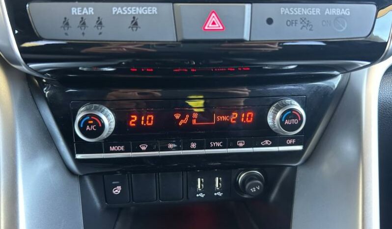 
								MITSUBISHI Eclipse Cross full									