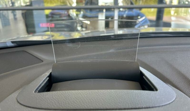 
								MITSUBISHI Eclipse Cross full									