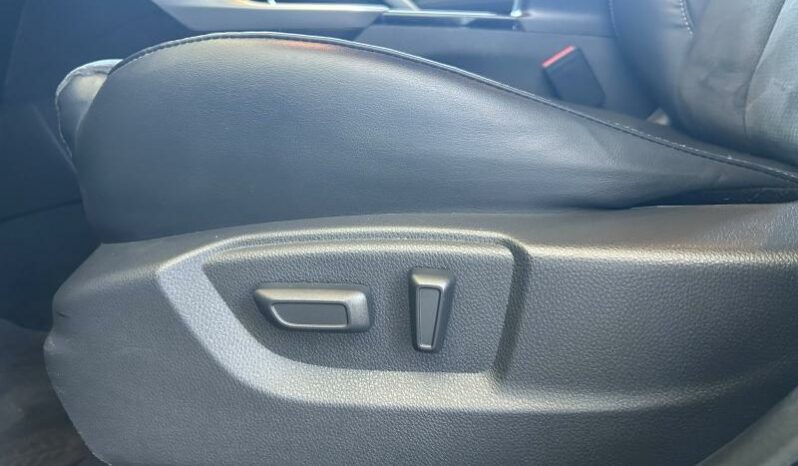 
								MITSUBISHI Eclipse Cross full									