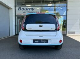 
										KIA Soul EV full									