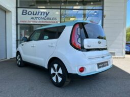 
										KIA Soul EV full									