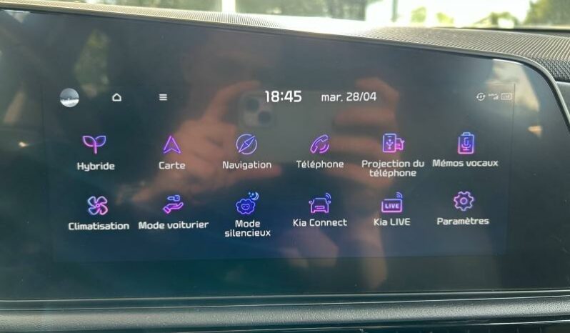 
								KIA Niro full									