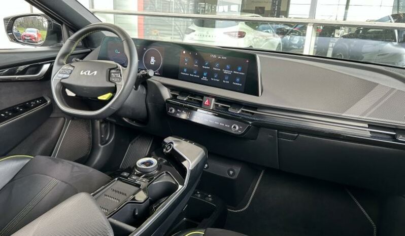 
								KIA EV6 full									