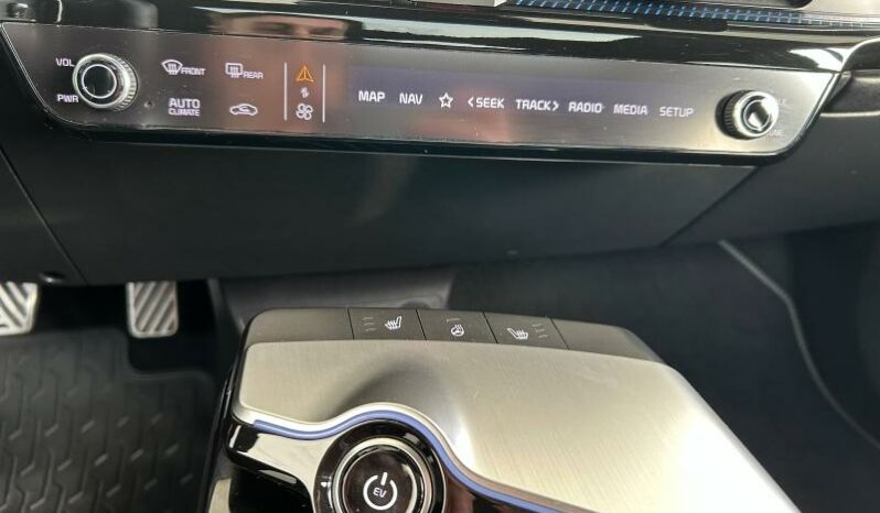 
								KIA EV6 full									