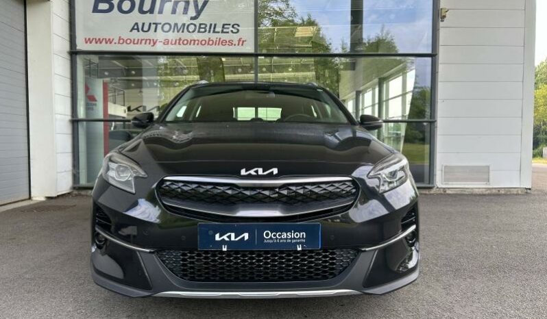 
								KIA XCeed full									