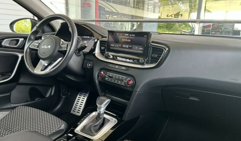 
								KIA XCeed full									