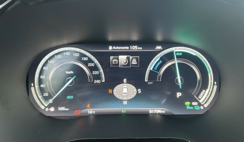 
								KIA XCeed full									
