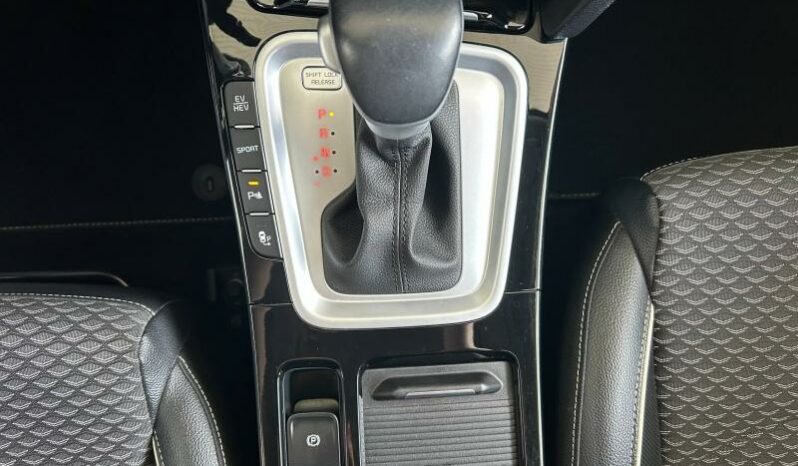 
								KIA XCeed full									