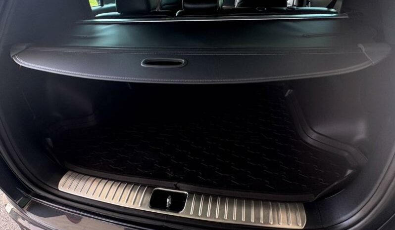 
								KIA Sportage full									