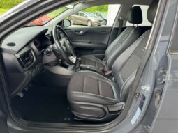 
										KIA Rio full									
