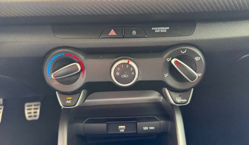 
								KIA Rio full									