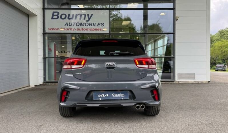 
								KIA Rio full									
