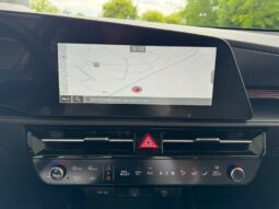 
										KIA Niro full									