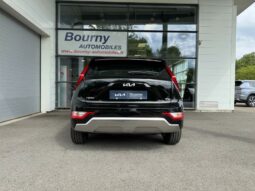 
										KIA Niro full									