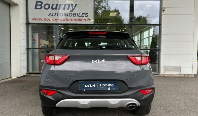 
								KIA Stonic full									