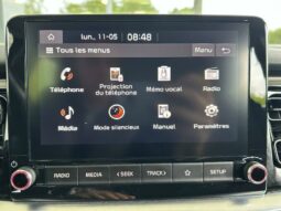
										KIA Stonic full									