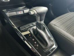 
										KIA Stonic full									