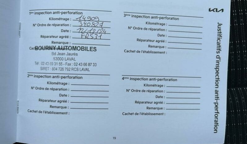 
								KIA Stonic full									