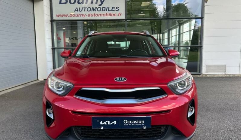 
								KIA Stonic full									