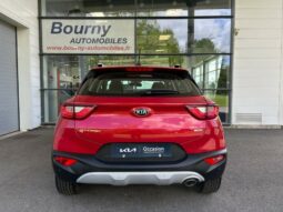 
										KIA Stonic full									