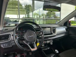 
										KIA Stonic full									