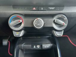 
										KIA Stonic full									