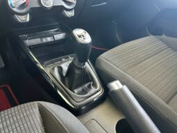 
										KIA Stonic full									