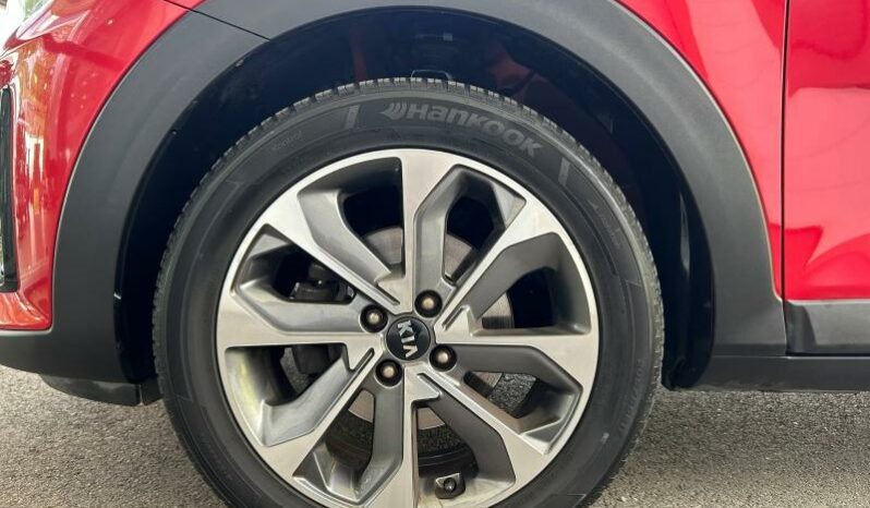
								KIA Stonic full									