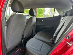 
										KIA Stonic full									