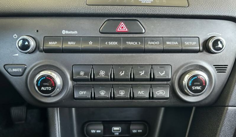 
								KIA Sportage full									