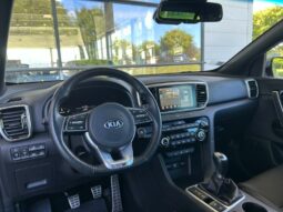 
										KIA Sportage full									