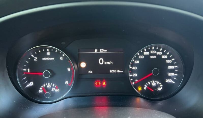 
								KIA Sportage full									