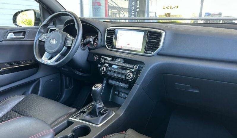 
								KIA Sportage full									
