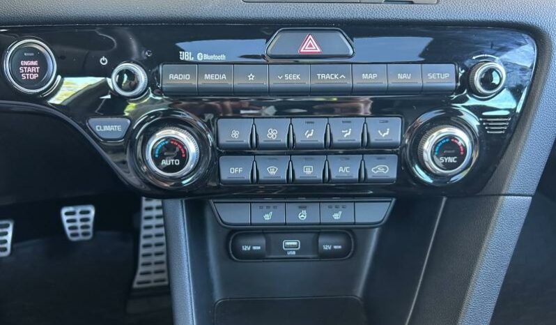 
								KIA Sportage full									