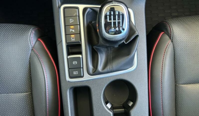 
								KIA Sportage full									