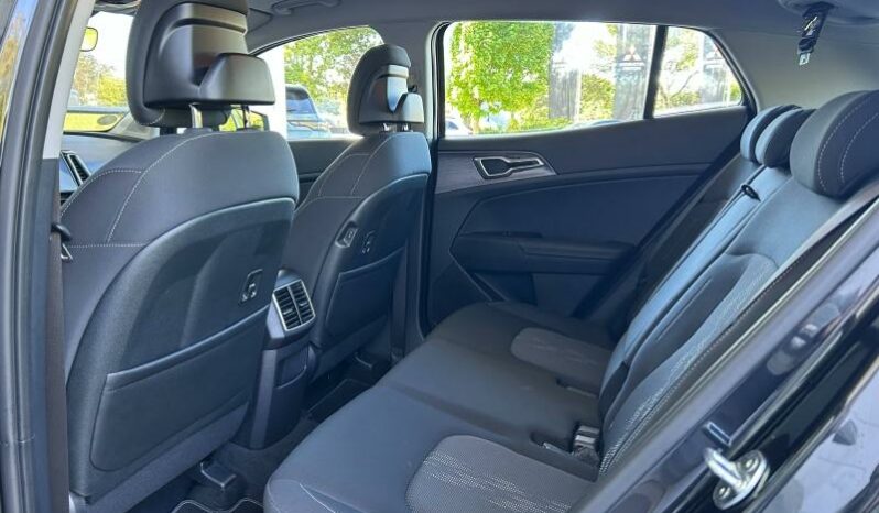 
								KIA Sportage full									