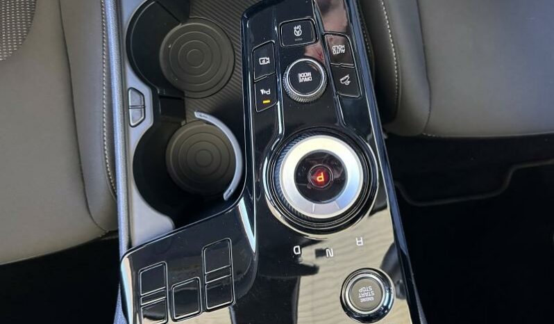 
								KIA Sportage full									