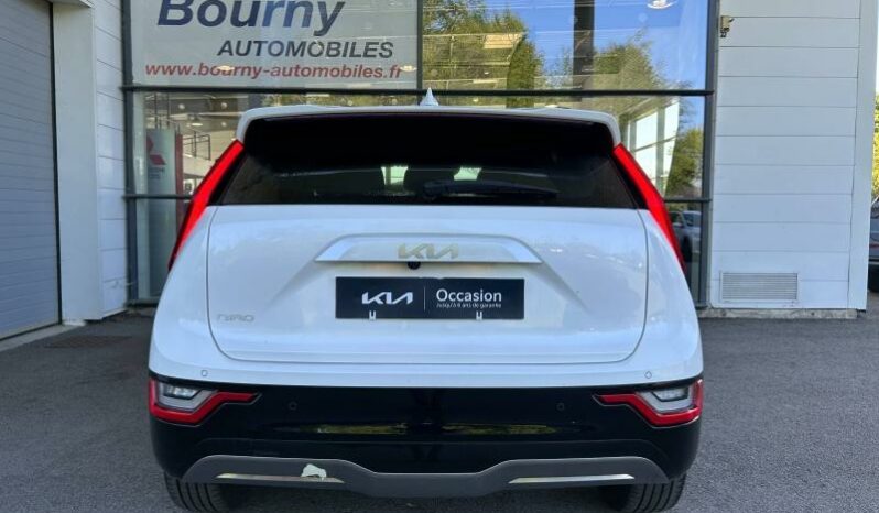 
								KIA Niro full									