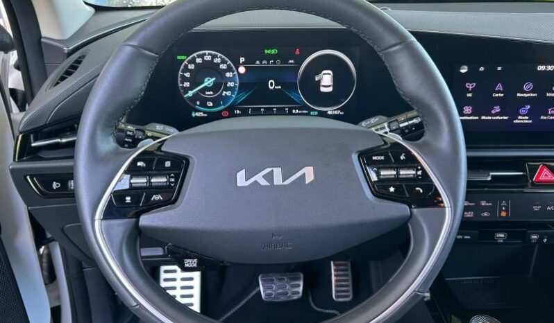 
								KIA Niro full									