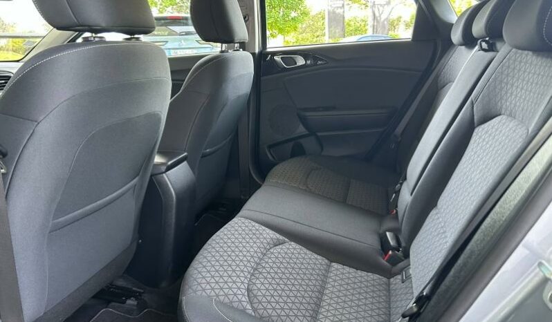 
								KIA Ceed full									