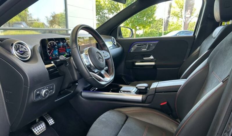 
								MERCEDES-BENZ GLA full									