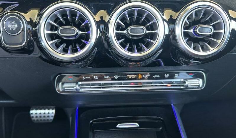 
								MERCEDES-BENZ GLA full									