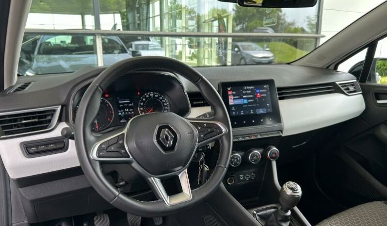 
								RENAULT Clio full									