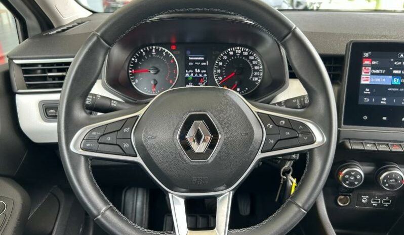 
								RENAULT Clio full									