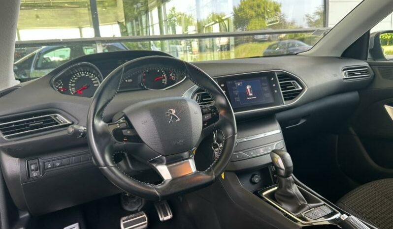 
								PEUGEOT 308 SW full									
